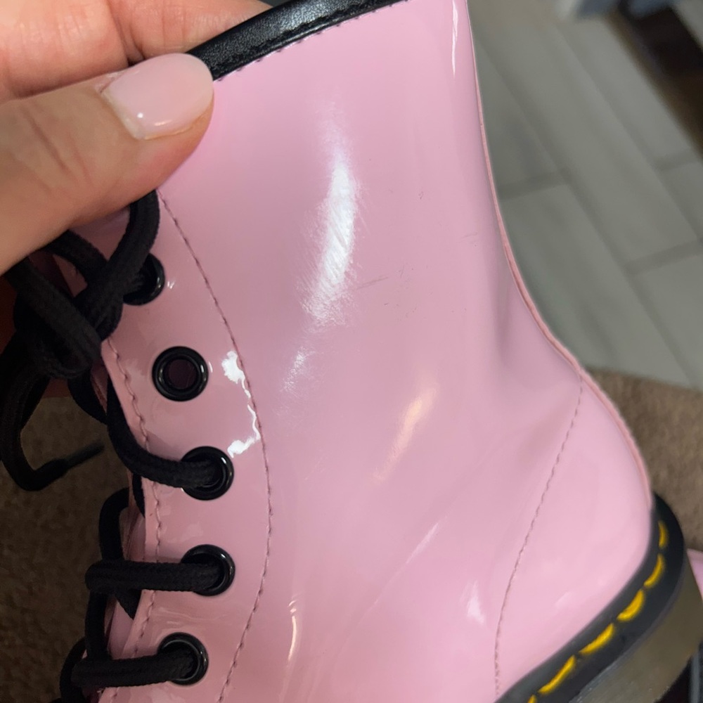 Doc Martens pale pink patent leather style 1460 combat boots. Worn once? Size 8 - Picture 7 of 16